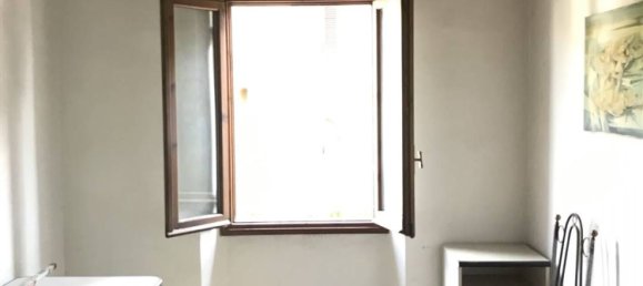 5 rooms Apartment in Certaldo, Italy No. 140201 4