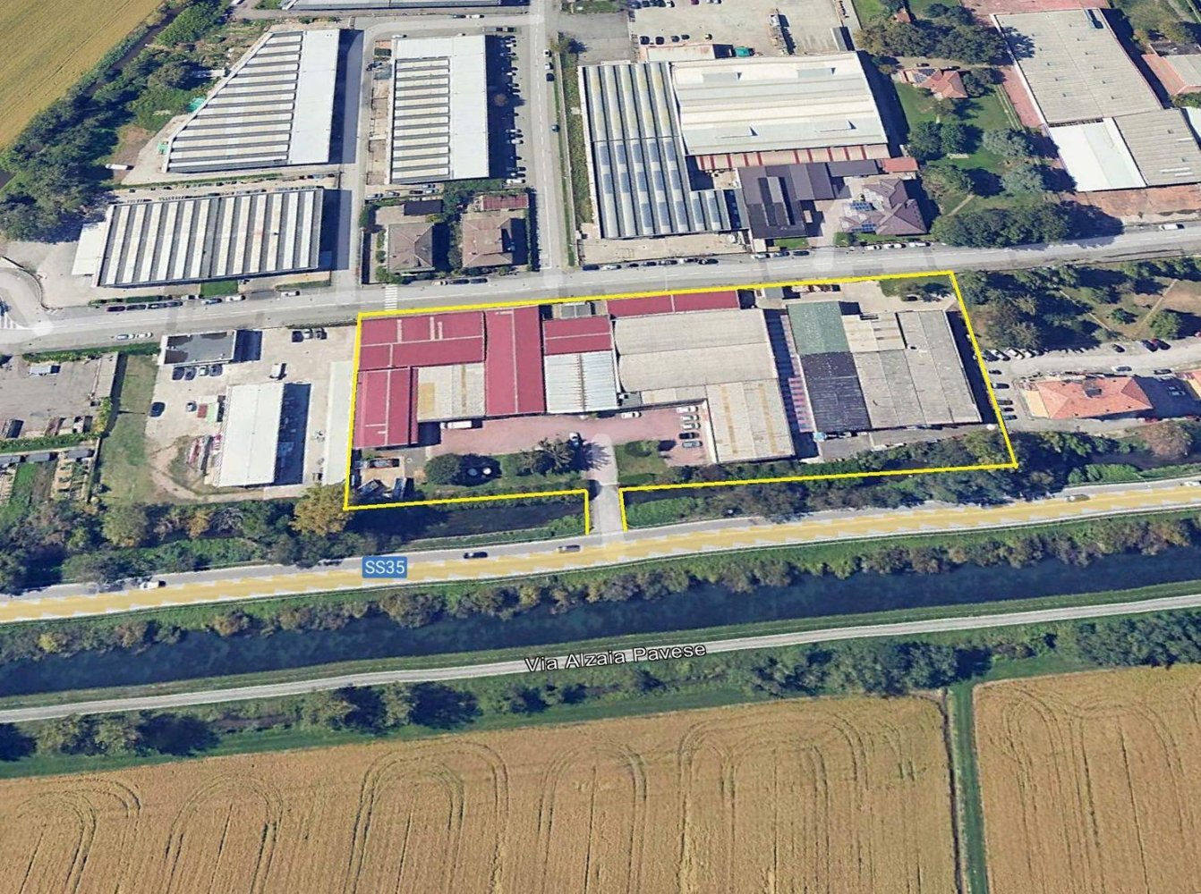 6495m² Warehouse in Casarile, Italy No. 143617