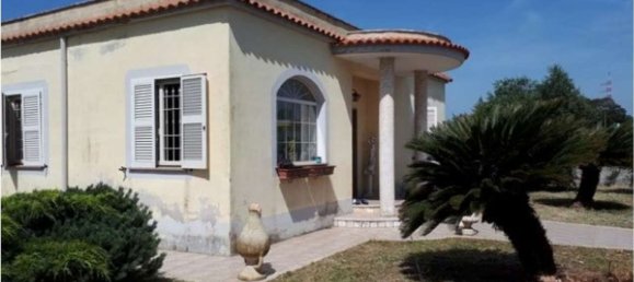 Apartamento de 5 habitaciónes en Nettuno, Italy No. 187697 2