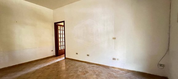 Квартира с 3 комнатами в Неаполь, Италия № 122712 35