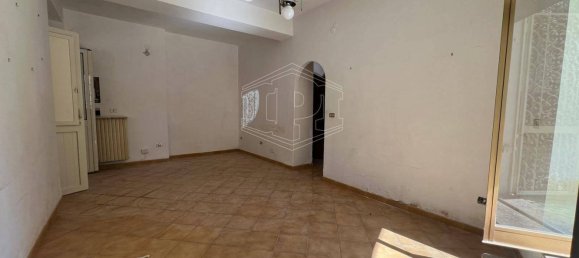 Квартира с 3 комнатами в Неаполь, Италия № 122712 33