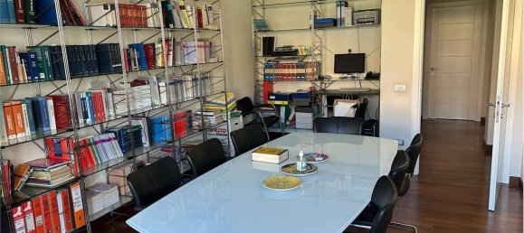 5 rooms Office in Perugia, Italy No. 147005 7