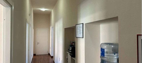 5 rooms Office in Perugia, Italy No. 147005 14