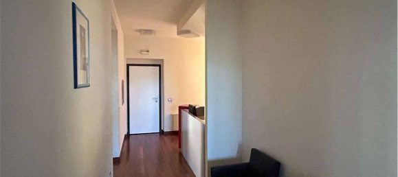 5 rooms Office in Perugia, Italy No. 147005 23