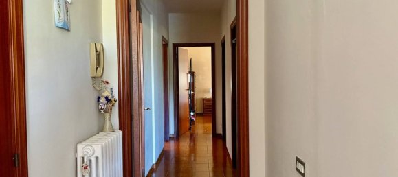 Apartamento T4 em Monte San Vito, Italy N.º 331706 16