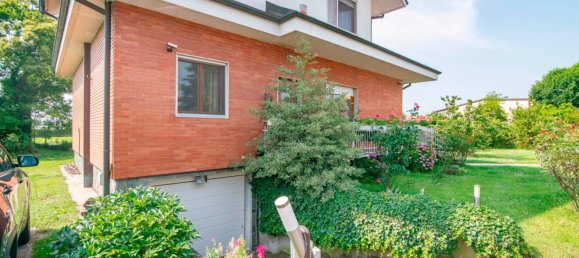 Villa de 3 dormitorios en Inzago, Italy No. 160284 6