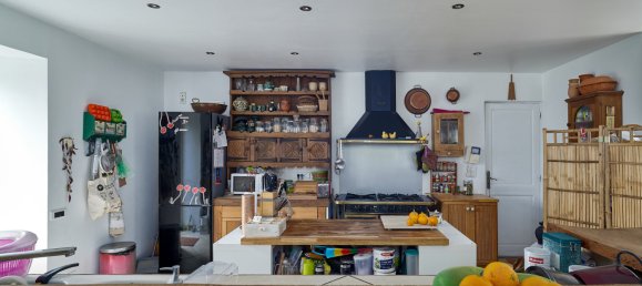 5 bedrooms House in Marolles, France No. 92349 4