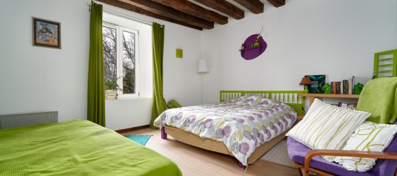 5 bedrooms House in Marolles, France No. 92349 5