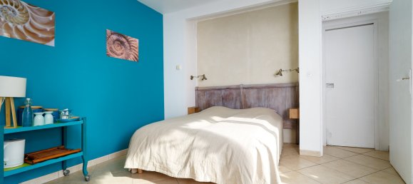 5 bedrooms House in Marolles, France No. 92349 7