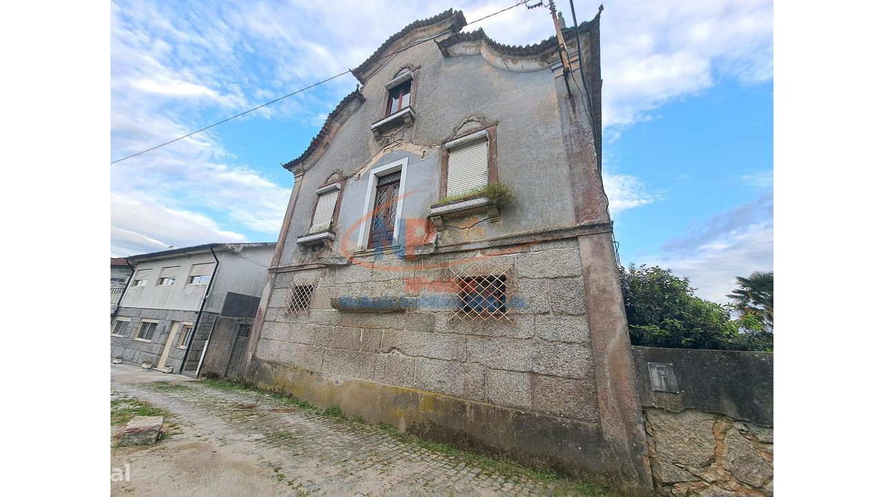 Terreno de 6 dormitorios en Guimaraes, Portugal No. 214384