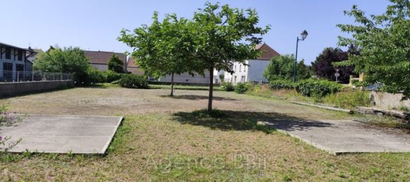 2 bedrooms House in Chambilly, France No. 311283 4