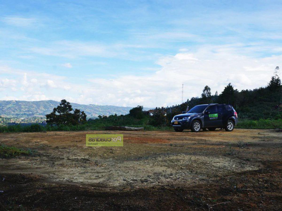 Terrain à Antioquia, Colombia No. 547