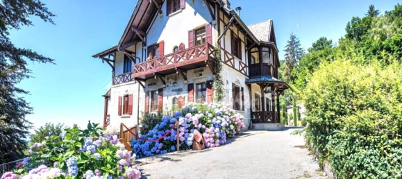 5 rooms Villa in Brunate, Italy No. 131651 8