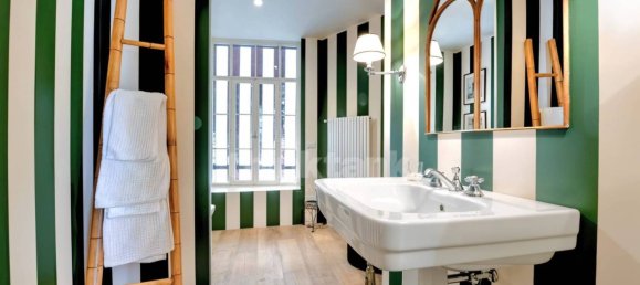 5 rooms Villa in Brunate, Italy No. 131651 37