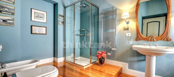 5 rooms Villa in Brunate, Italy No. 131651 32