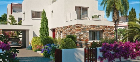 4 bedrooms Villa in Geroskípou, Cyprus No. 9431 2