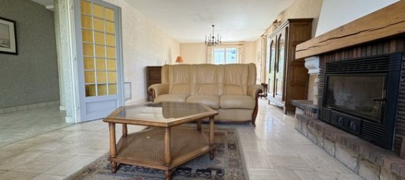 4 chambres Châteaux à Écueil, France No. 311551 7