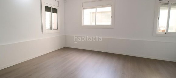 4 Schlafzimmer Haus in Gava, Spain, Nr. 143741 7