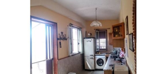 4 bedrooms House in Castel Volturno, Italy No. 255146 3