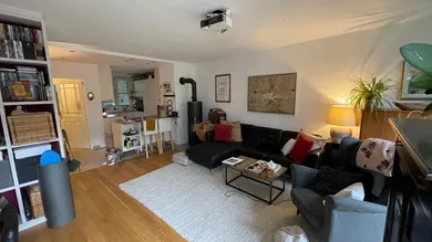 Таунхаус с 6 комнатами в Лизинг, Австрия № 201237