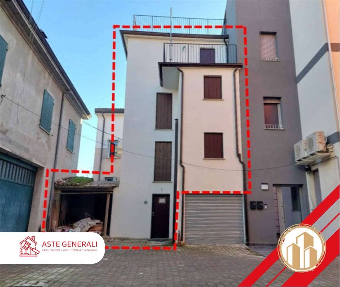 2 bedrooms House in San Felice sul Panaro, Italy No. 357695