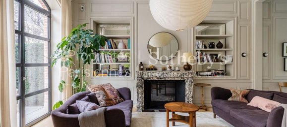 4 bedrooms House in Paris, France No. 174349 18