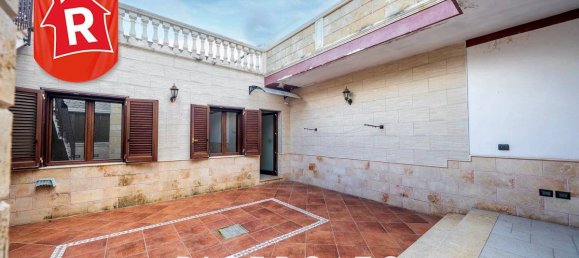 3 bedrooms Villa in Lecce, Italy No. 137939 6