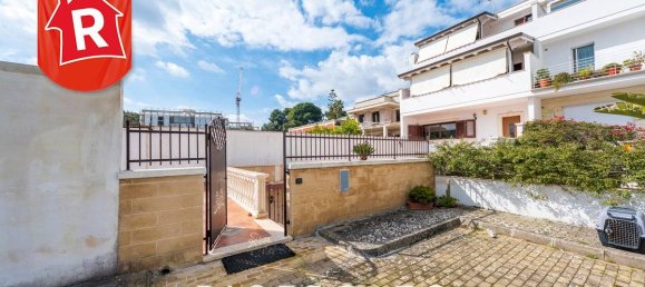 3 bedrooms Villa in Lecce, Italy No. 137939 16