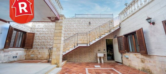 3 bedrooms Villa in Lecce, Italy No. 137939 8