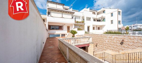 3 bedrooms Villa in Lecce, Italy No. 137939 18