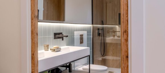 3 bedrooms Apartment in Eixample, Spain No. 86136 46