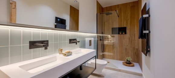 3 bedrooms Apartment in Eixample, Spain No. 86136 22