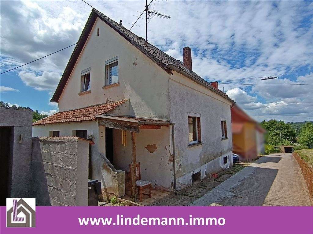 Дом с 4 спальнями в Зарлуи, Германия № 266397