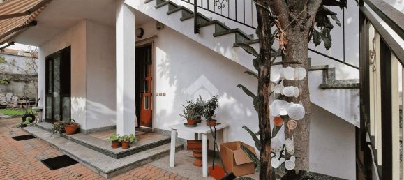 3غرفة شقة في Jerago con Orago, Italy رقم 289113 9