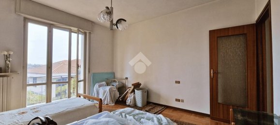 3غرفة شقة في Jerago con Orago, Italy رقم 289113 25