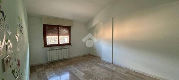 Дом с 12 спальнями в Гвальдо Тадино, Италия № 124428 19