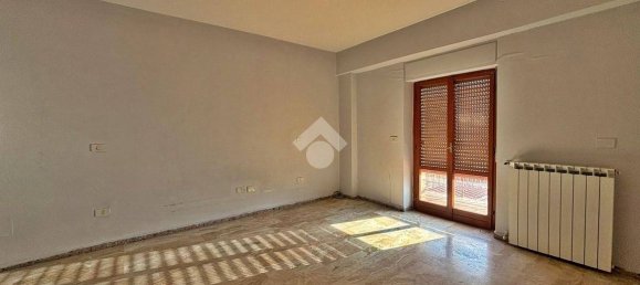 Дом с 12 спальнями в Гвальдо Тадино, Италия № 124428 7