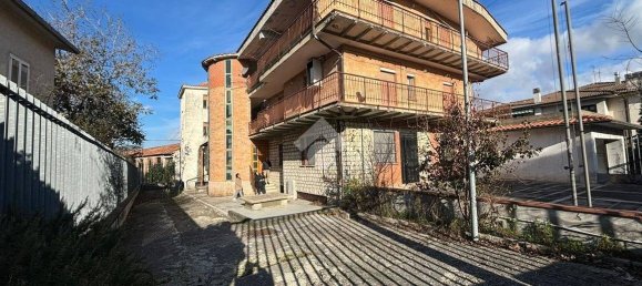 Дом с 12 спальнями в Гвальдо Тадино, Италия № 124428 31