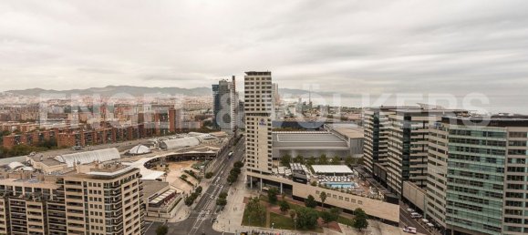 Ático de 3 dormitorios en Sant Martí, Spain No. 19249 34