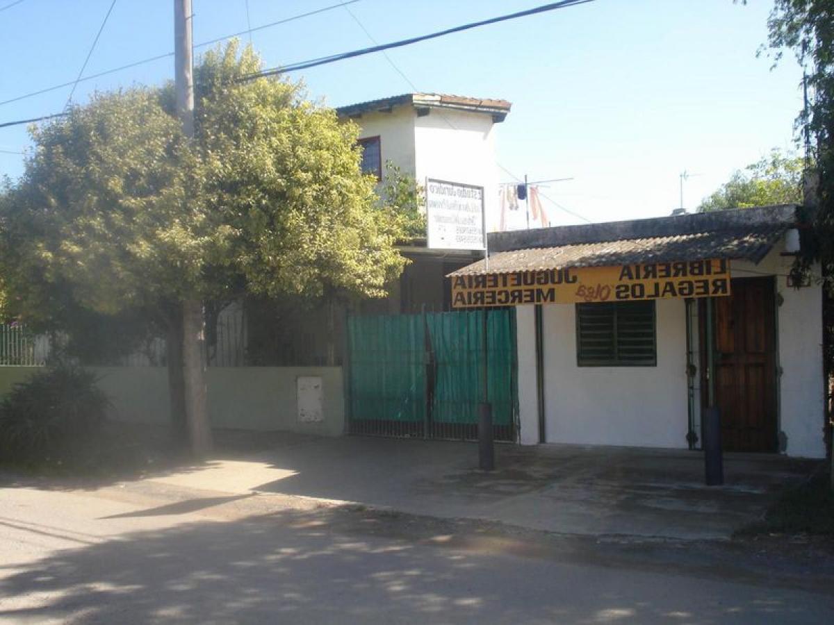 3 bedrooms House in Escobar, Argentina No. 16019