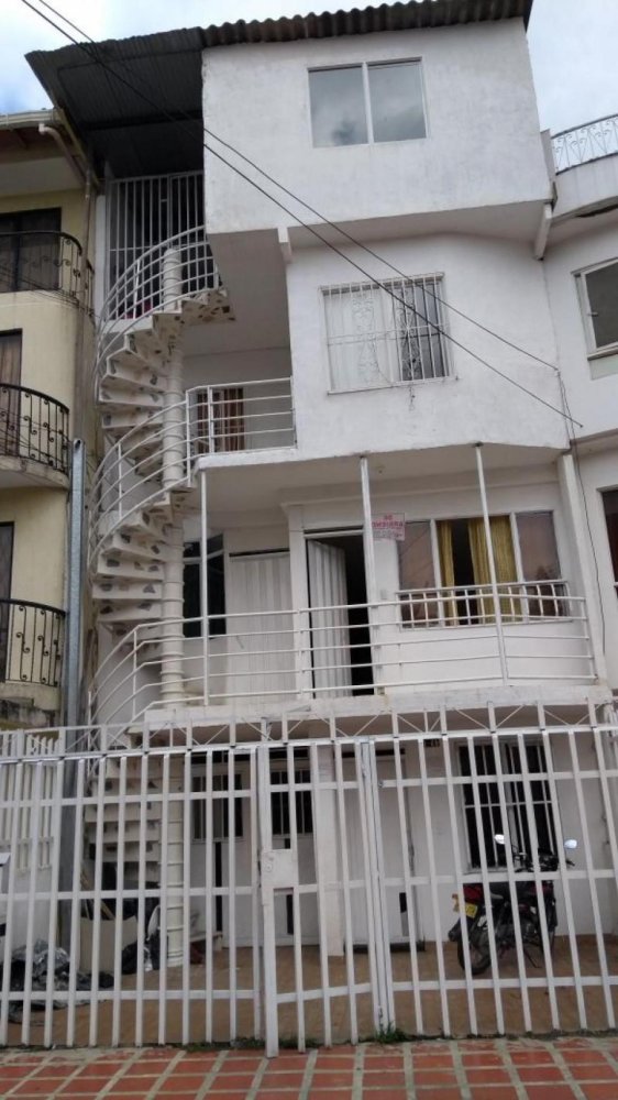 Дом с 16 спальнями в Валье дель Каука, Колумбия № 9050