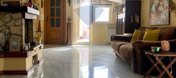 3-Zimmer Wohnung in Mugnano di Napoli, Italy, Nr. 36701 10