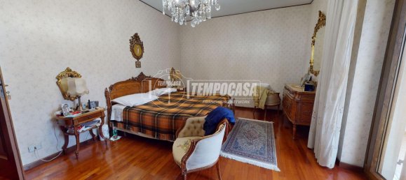 9 rooms Apartment in Brandizzo, Italy No. 234038 8