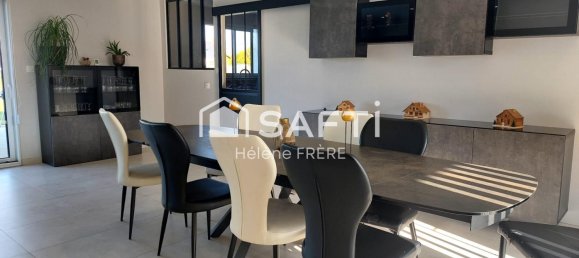 4 bedrooms House in Sassay, France No. 156105 2