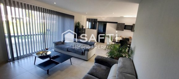 4 bedrooms House in Sassay, France No. 156105 3