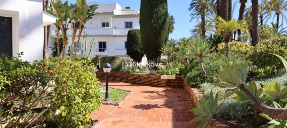 Moradia em banda T5 em Estepona, Spain N.º 136674 5