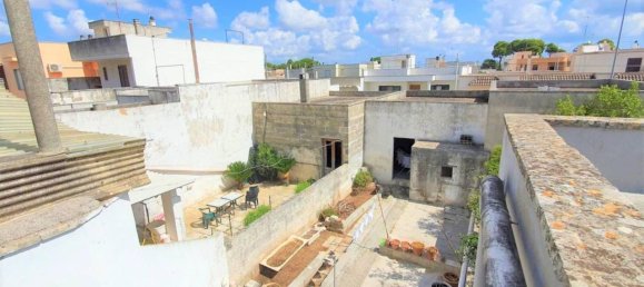 5 rooms Villa in Spongano, Italy No. 33897 15