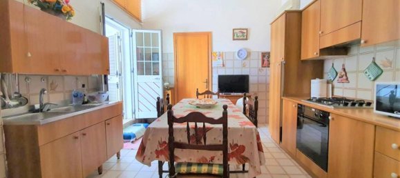 5 rooms Villa in Spongano, Italy No. 33897 5