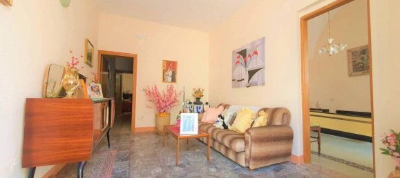 5 rooms Villa in Spongano, Italy No. 33897 3