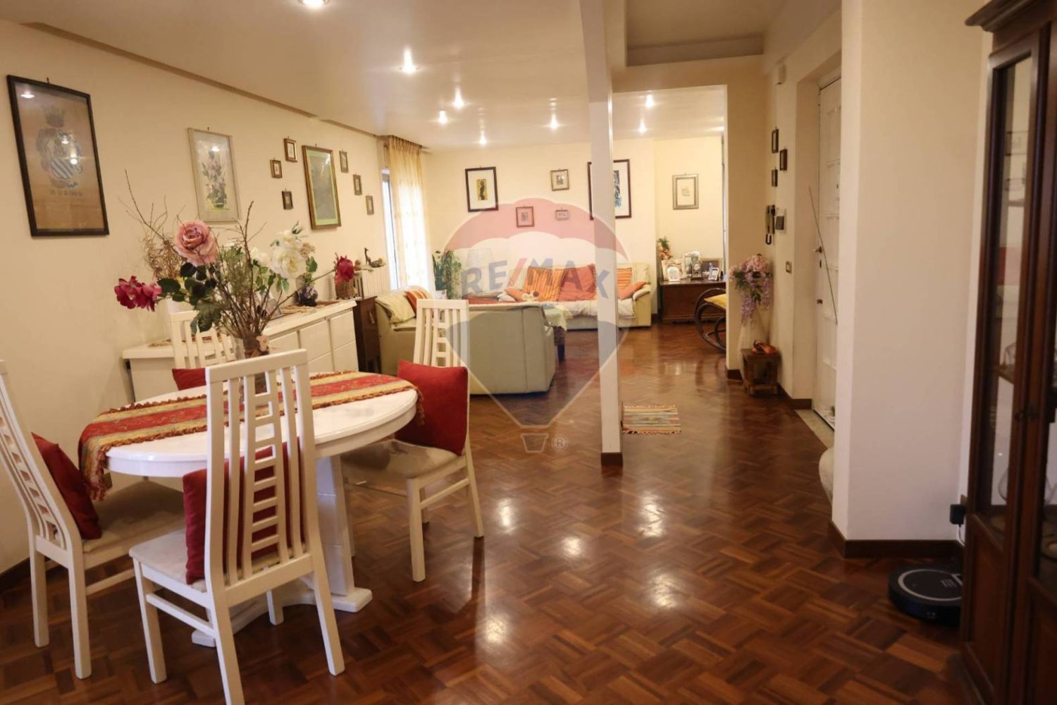 Квартира с 3 спальнями в Палермо, Италия № 66477